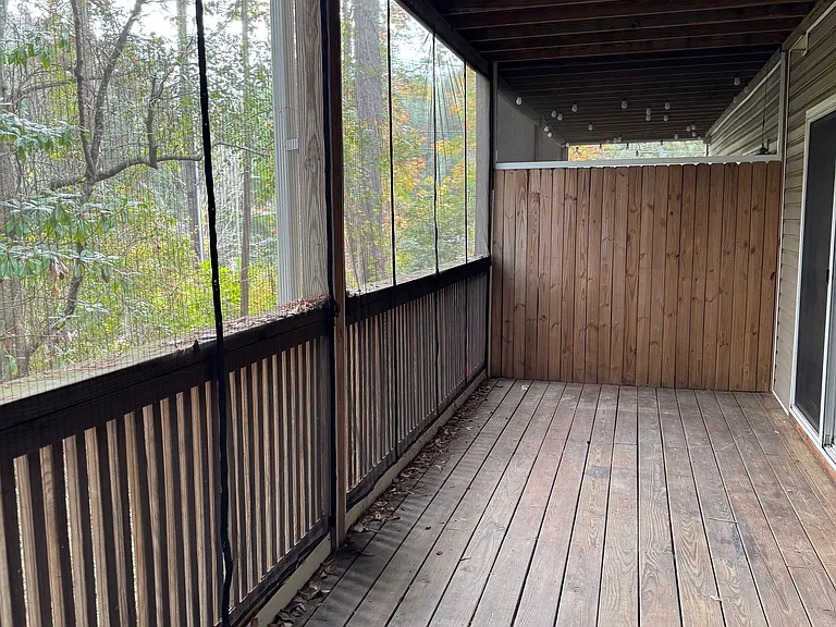 Private screened in porch