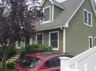 87 Delmont Ave, Worcester, MA 01604