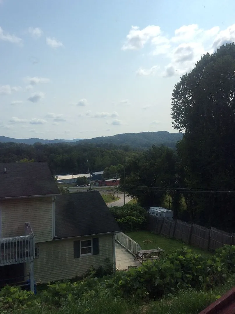 Ferguson Road — Photo 2