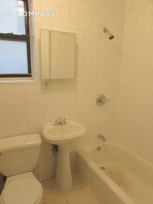 Rented by Compass | media 14