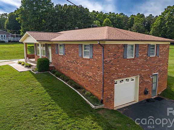 5th image of 3461 Greentree Acres Rd