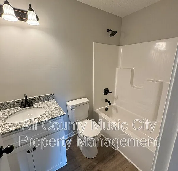 1604 Alan Perryman Ave — Photo 5