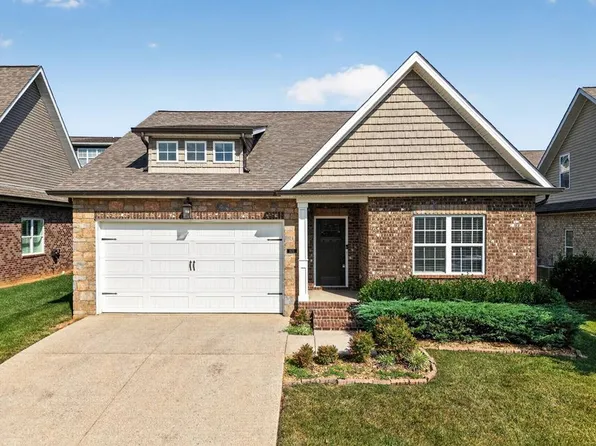1111 Cross Pointe Dr, Cookeville, TN 38506