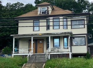 201 1/2 Lincoln Ave, Saugus, MA 01906