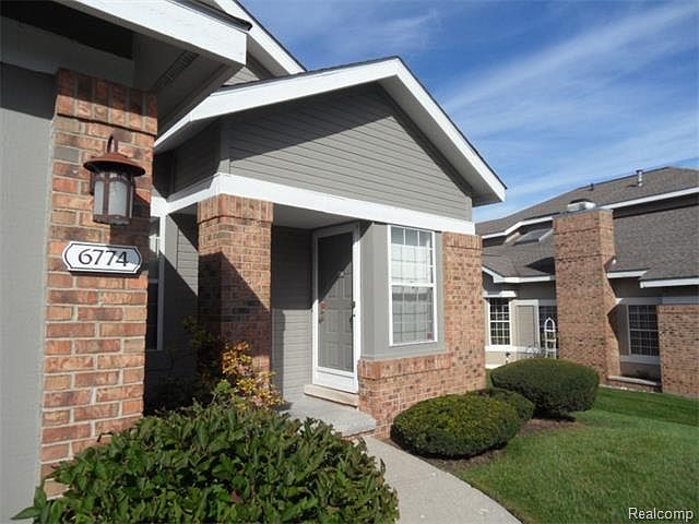 1st image of 6774 Stonehedge Ct #1