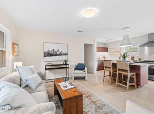 885 Seminole Rd, Atlantic Beach, FL 32233