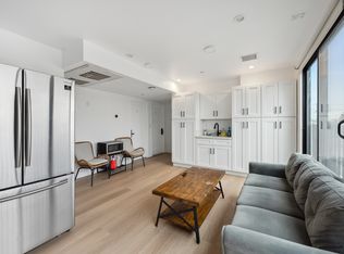 1471 W 37th St, Los Angeles, CA 90018