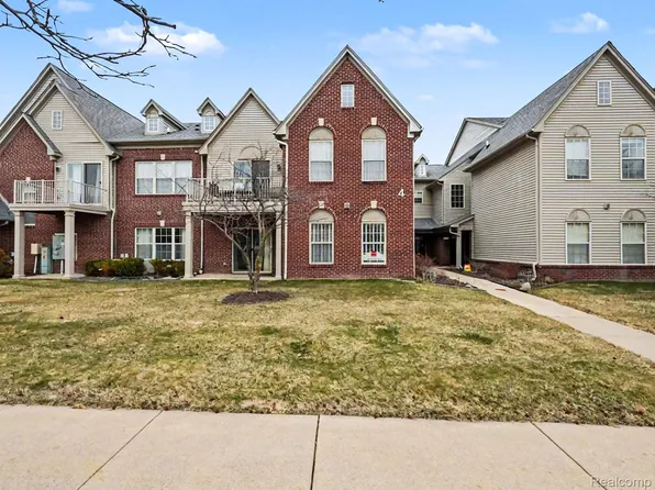 1577 Addington Ln, Ann Arbor, MI 48108