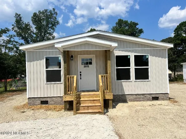2013 Sarah Field Court, Supply, NC 28462