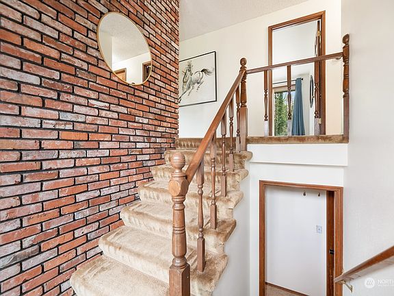 3rd image of 4753 149th Avenue SE