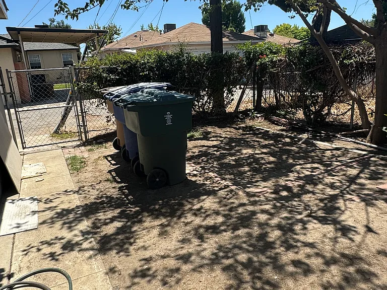 2930 Cedar St — Photo 13