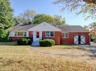 944 Dover Rd, Clarksville, TN 37042