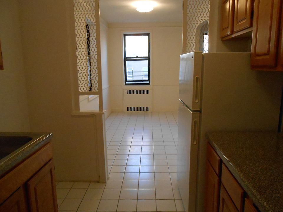 2nd image of 8040 Lefferts Blvd APT 5E
