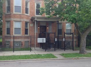 6741 S Eberhart Ave, Chicago, IL 60637