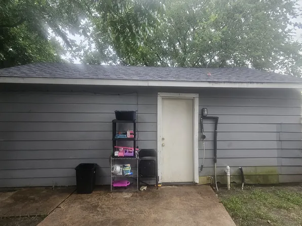 5702 Westover St #5702, Houston, TX 77033