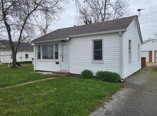 516 S 9th St, Herrin, IL 62948