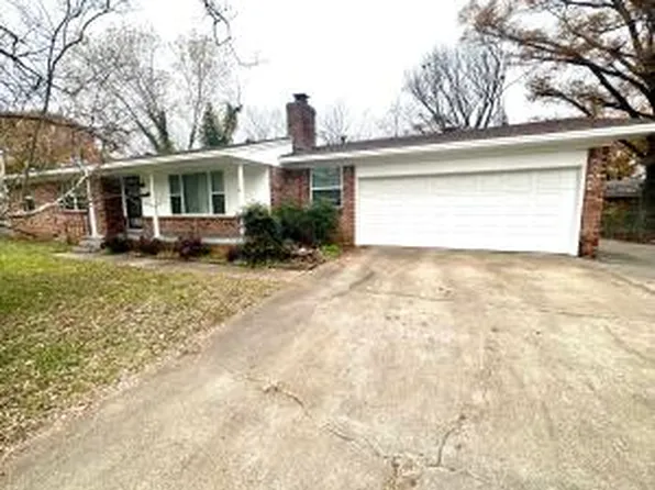 2902 W 2nd St, Russellville, AR 72801