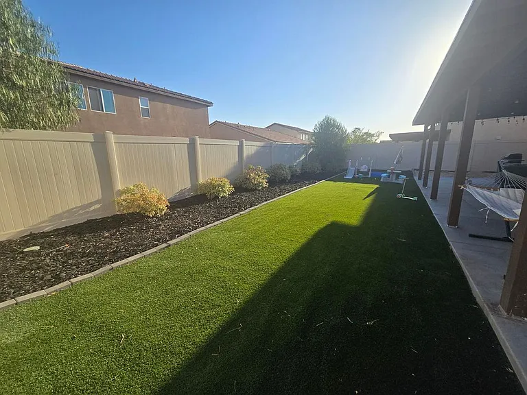 1231 Memorial Ave — Photo 26