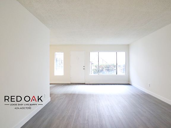 2nd image of 3934 Gibraltar Ave #4