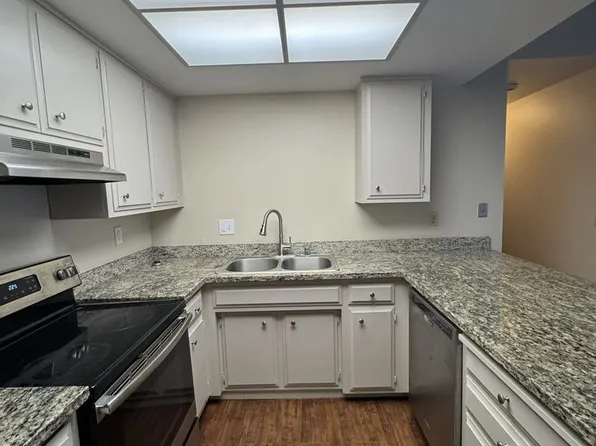 9271 Corinthian Cir, Sacramento, CA 95826