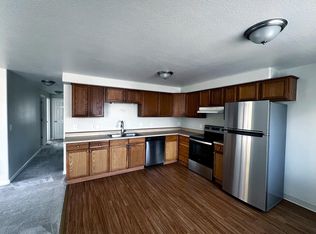 1047 8th Ave #201, Longview, WA 98632