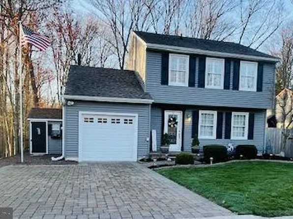 7 Tallowood Dr, Glassboro, NJ 08028