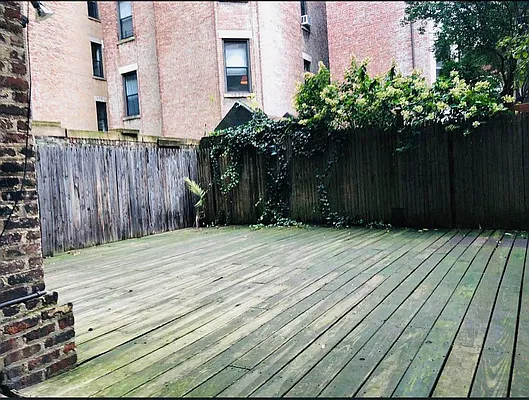 Rented by Compass | media 22