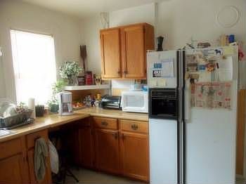 2nd image of 64 Horace St