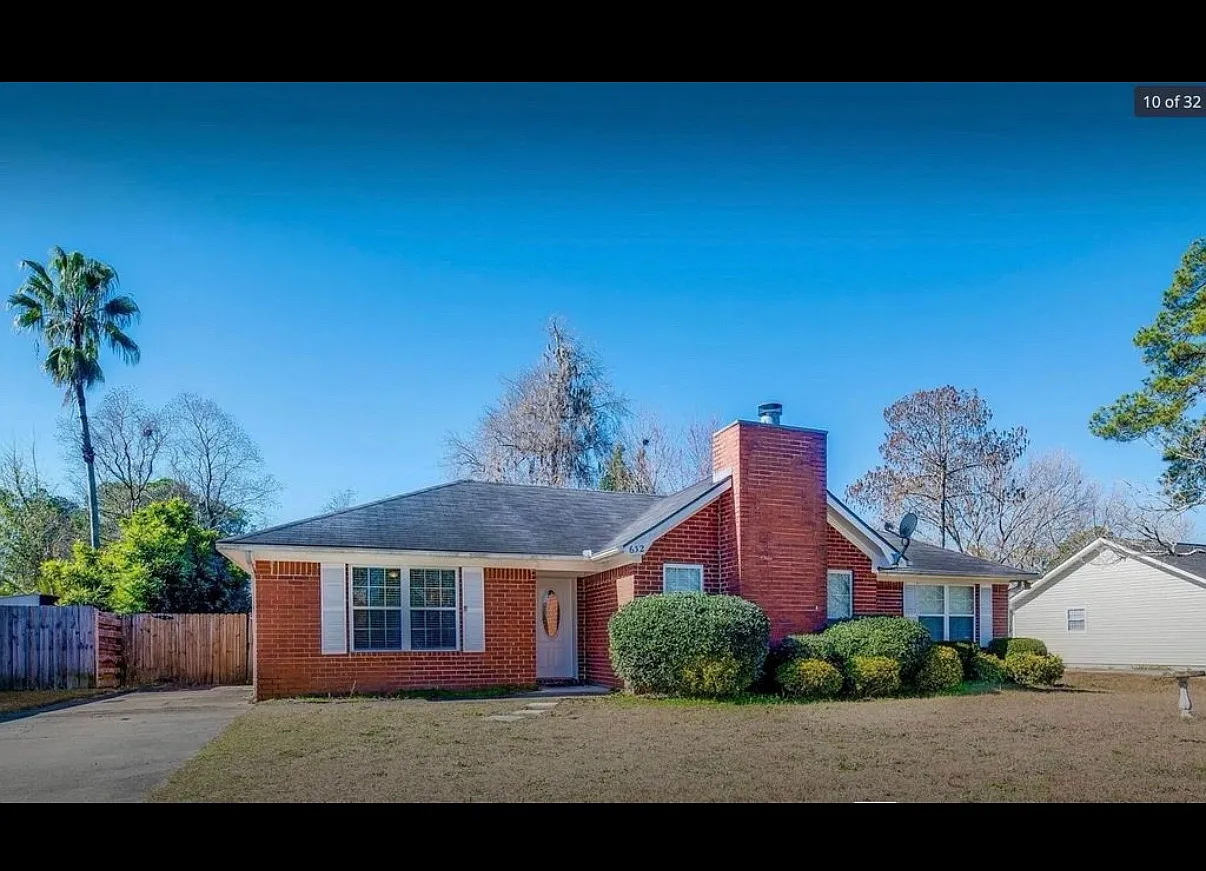 3 bed, 1492 sqft, $1,850 — Photo 1