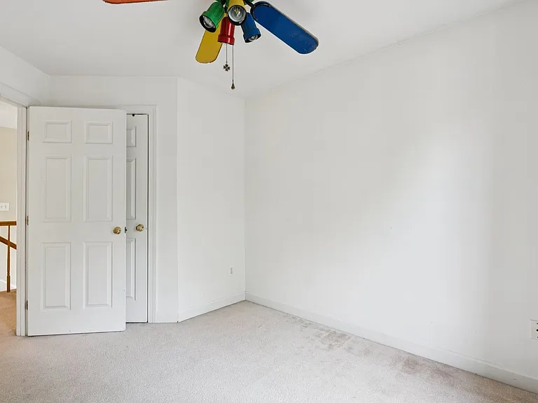 4322 Thomas Brigade Ln — Photo 13
