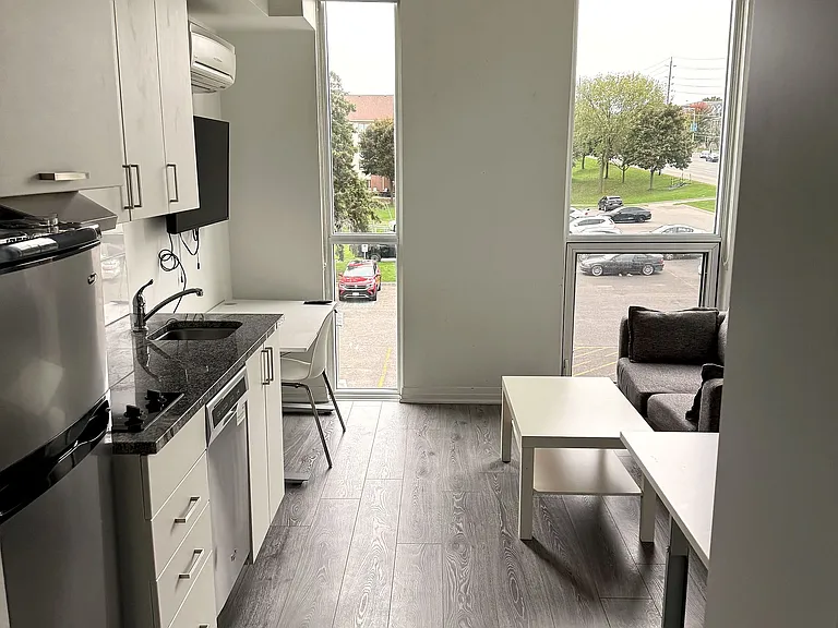 1900 Simcoe St N #224 — Photo 2