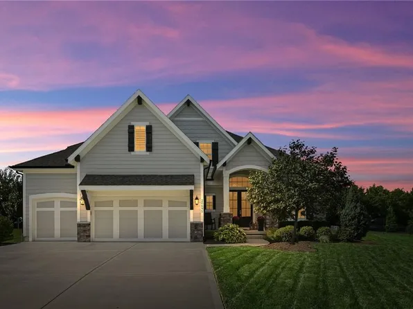 20695 W 110th St, Olathe, KS 66061