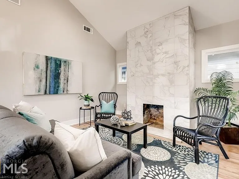1253 Princess Ave SW — Photo 5