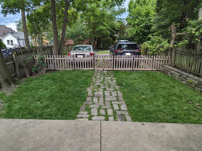 621 Kirtland St — Photo 62