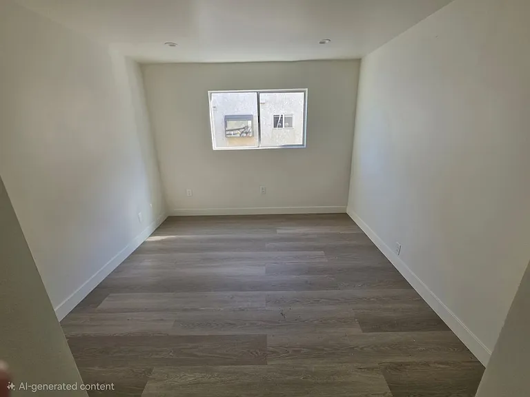 112 2nd St — Photo 11