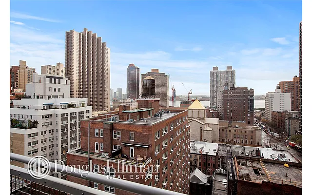 Rented by Douglas Elliman | media 25