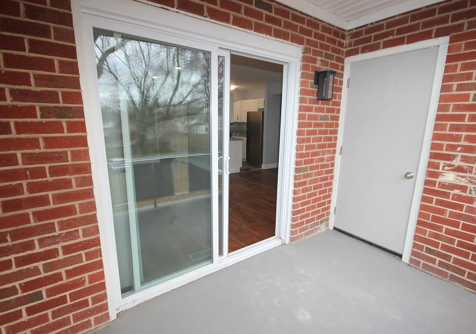 South Parke St. Apartments — Photo 4