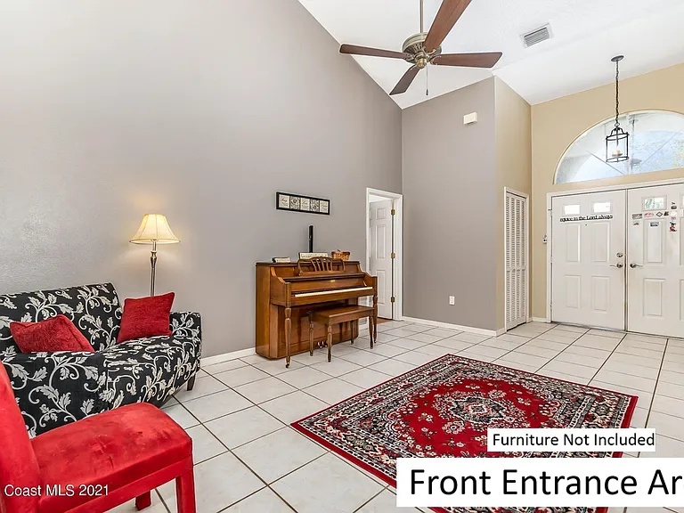 2104 Lionel Dr — Photo 10