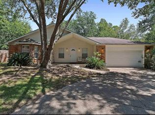 1320 S 9th St, Ocean Springs, MS 39564