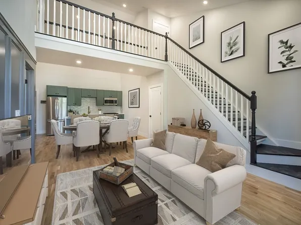 46 Union St #4609, South Weymouth, MA 02190