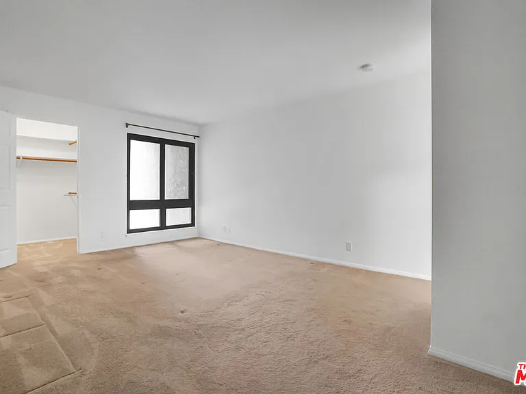 8512 Tuscany Ave #302 — Photo 13