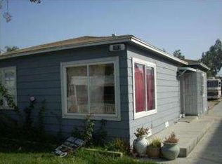 1019 N Parton St, Santa Ana, CA 92701