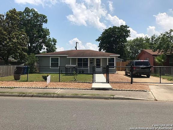 2nd image of 810 Ceralvo St