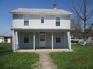 448 W Old Cross Rd, New Market, VA 22844