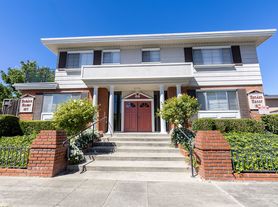 Menden Manor, 1 Bed 1 Bath