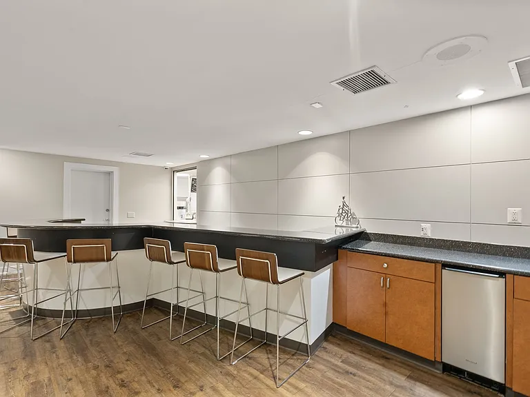 60 S Van Dorn St #306 — Photo 32