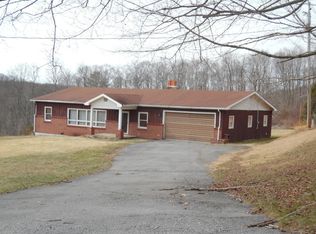 1672 Hinkle Mountain Rd, Richwood, WV 26261