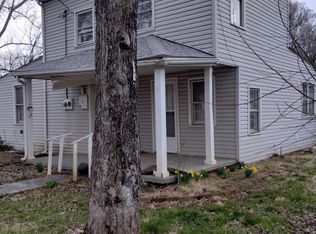 225 E 7th St, Front Royal, VA 22630