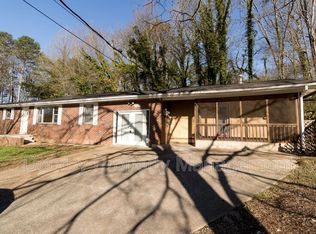 1011 Dry Creek Ln, Hixson, TN 37343