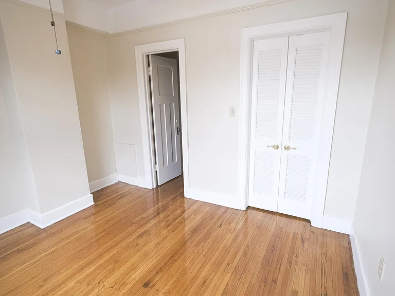 1130 Parkerapartment #415 — Photo 6